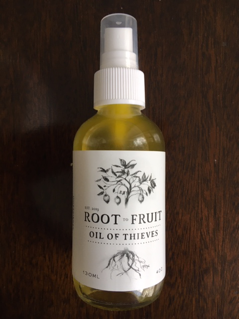 Oil of Thieves Mask and Hand Sanitizing Spray by Root to Fruit (130 ml)