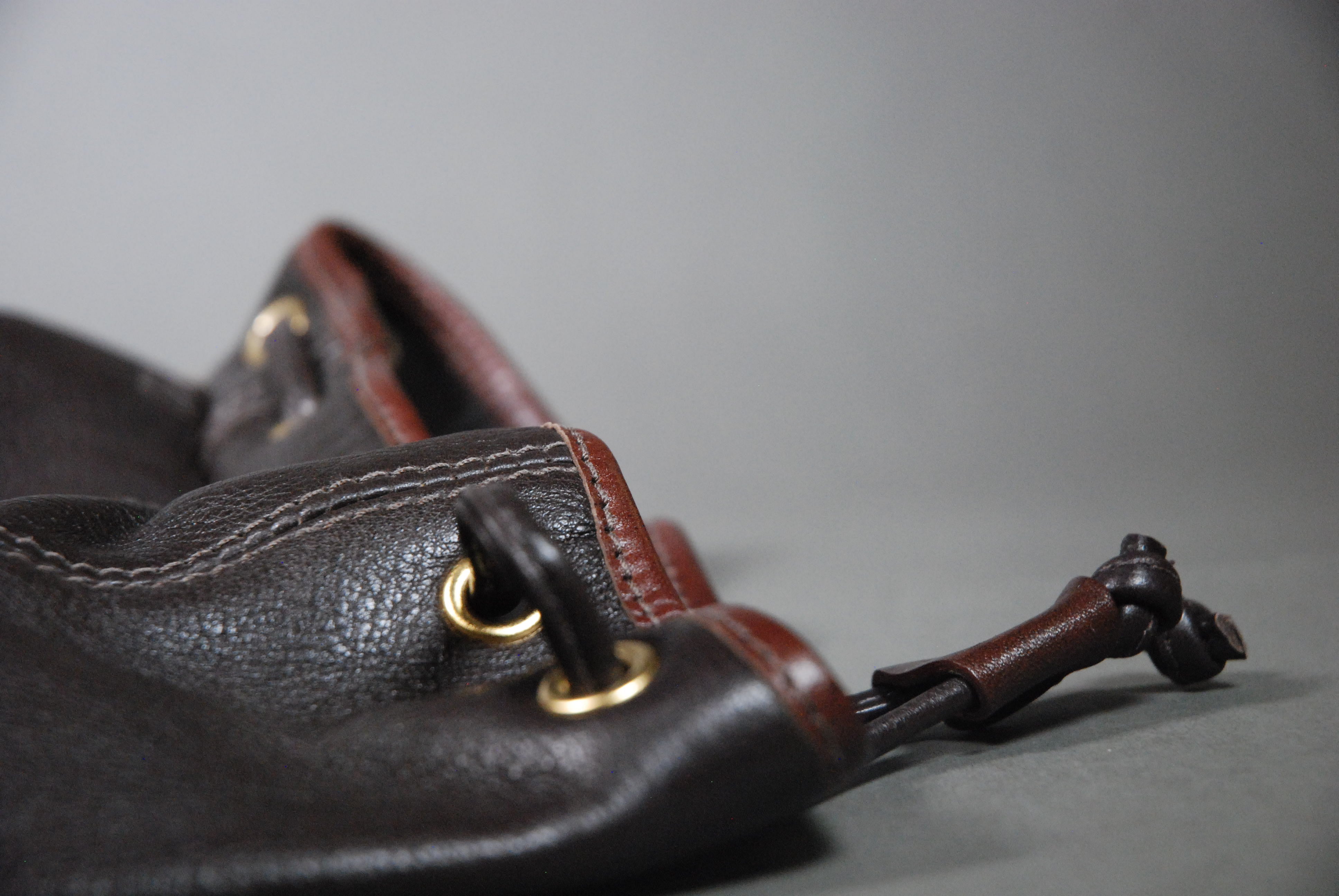 BUCKET BAG - BROWN
