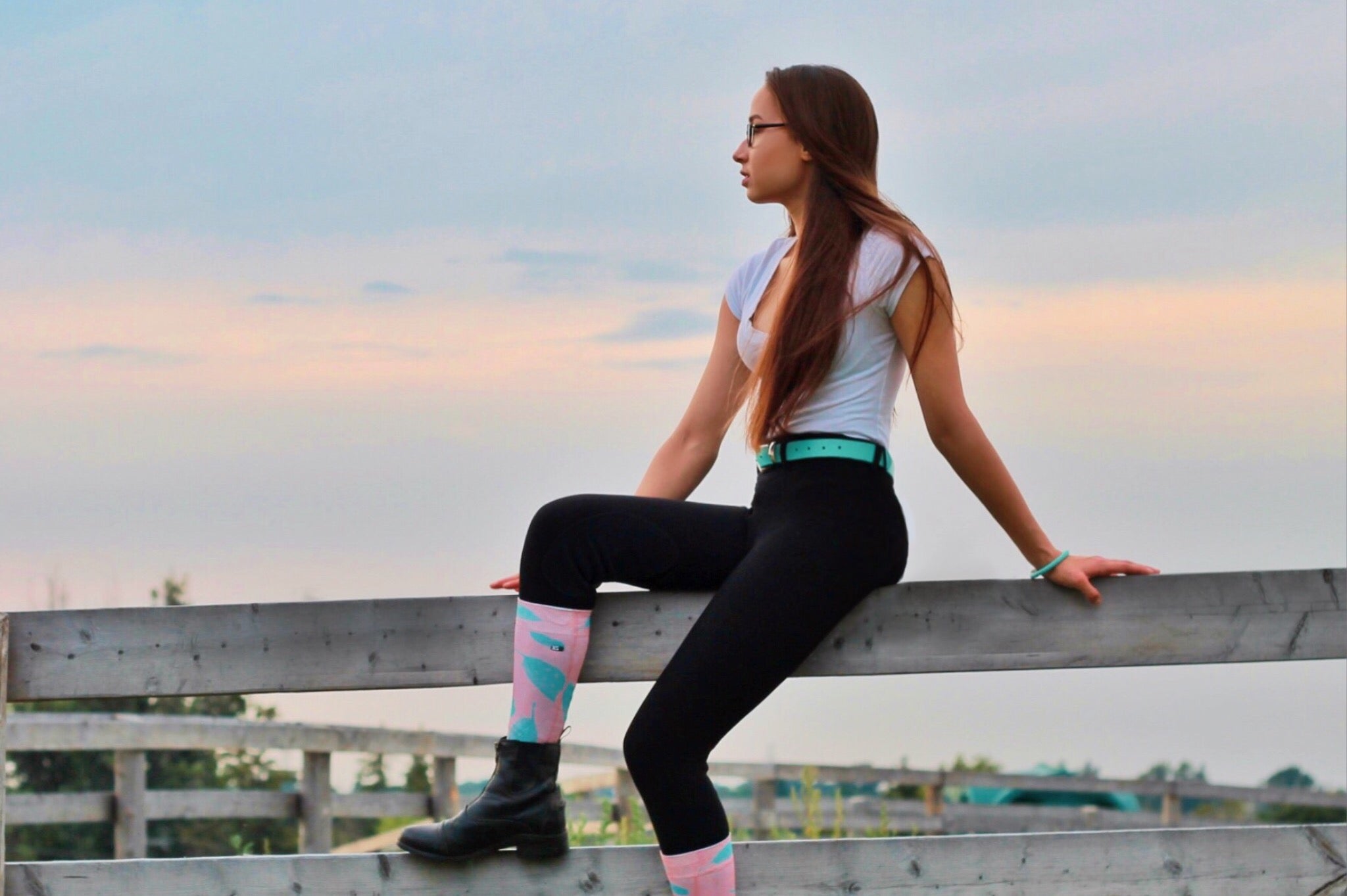 XS UNIFIED: Coral/Mint Feather Socks