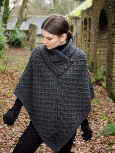 Nua Merino Wool Poncho